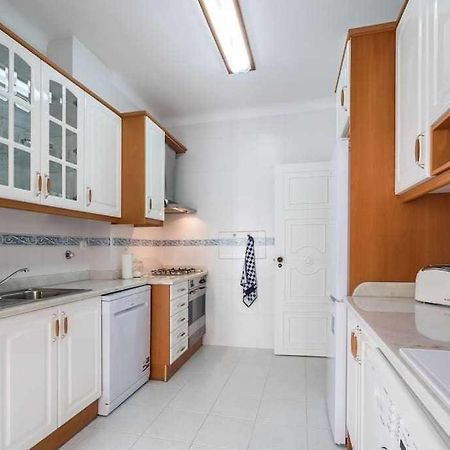 Apart Lisboa Confortavel 2 Quartos Com Terraco Odivelas  Exterior foto